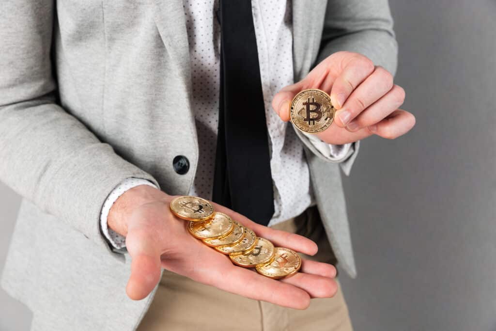 Bitcoin คืออะไร? Bitcoin คืออะไร?